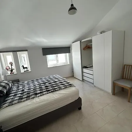 Appartement 2 Bedroom On The City Center *