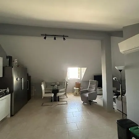 2 Bedroom On The City Center Apartamento