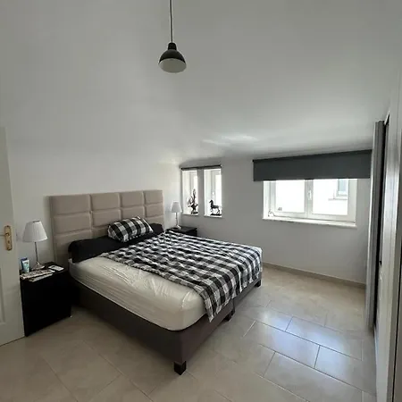 2 Bedroom On The City Center